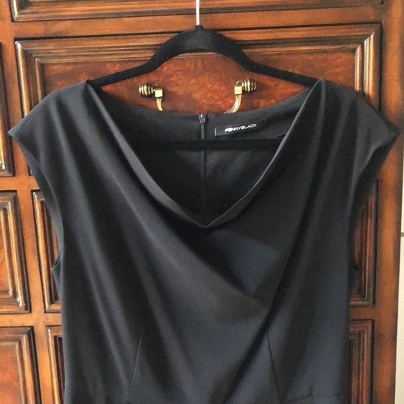 Basic black dress with front pockets. - Picture 2 of 5